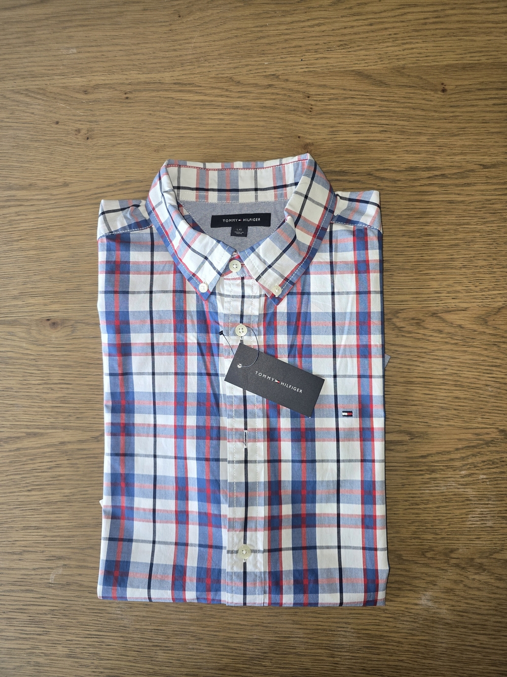 Tommy Hilfiger Men's Blue & Red Plaid Button-Down Shirt